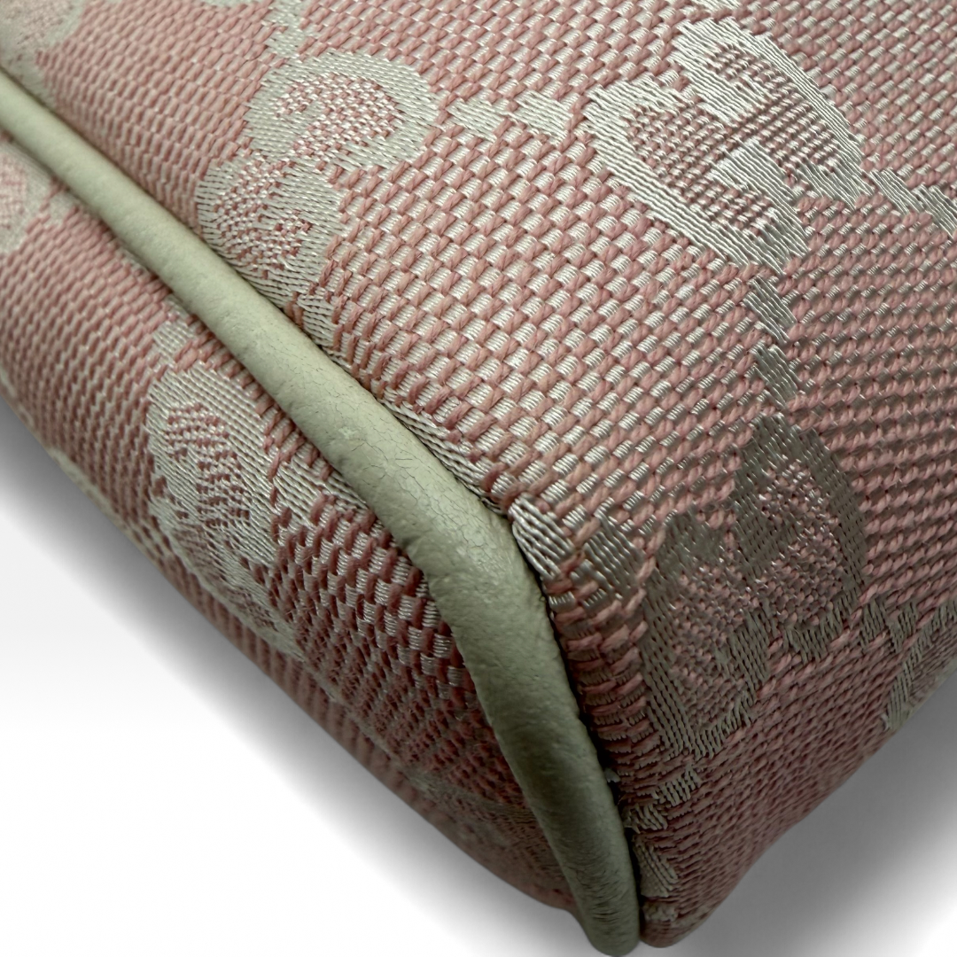 Pochette