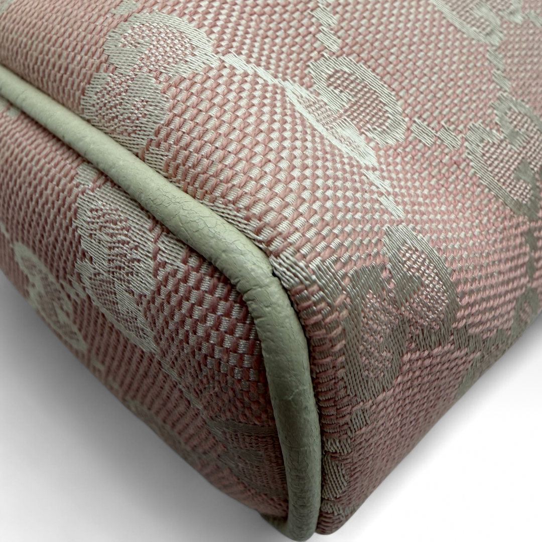 Pochette