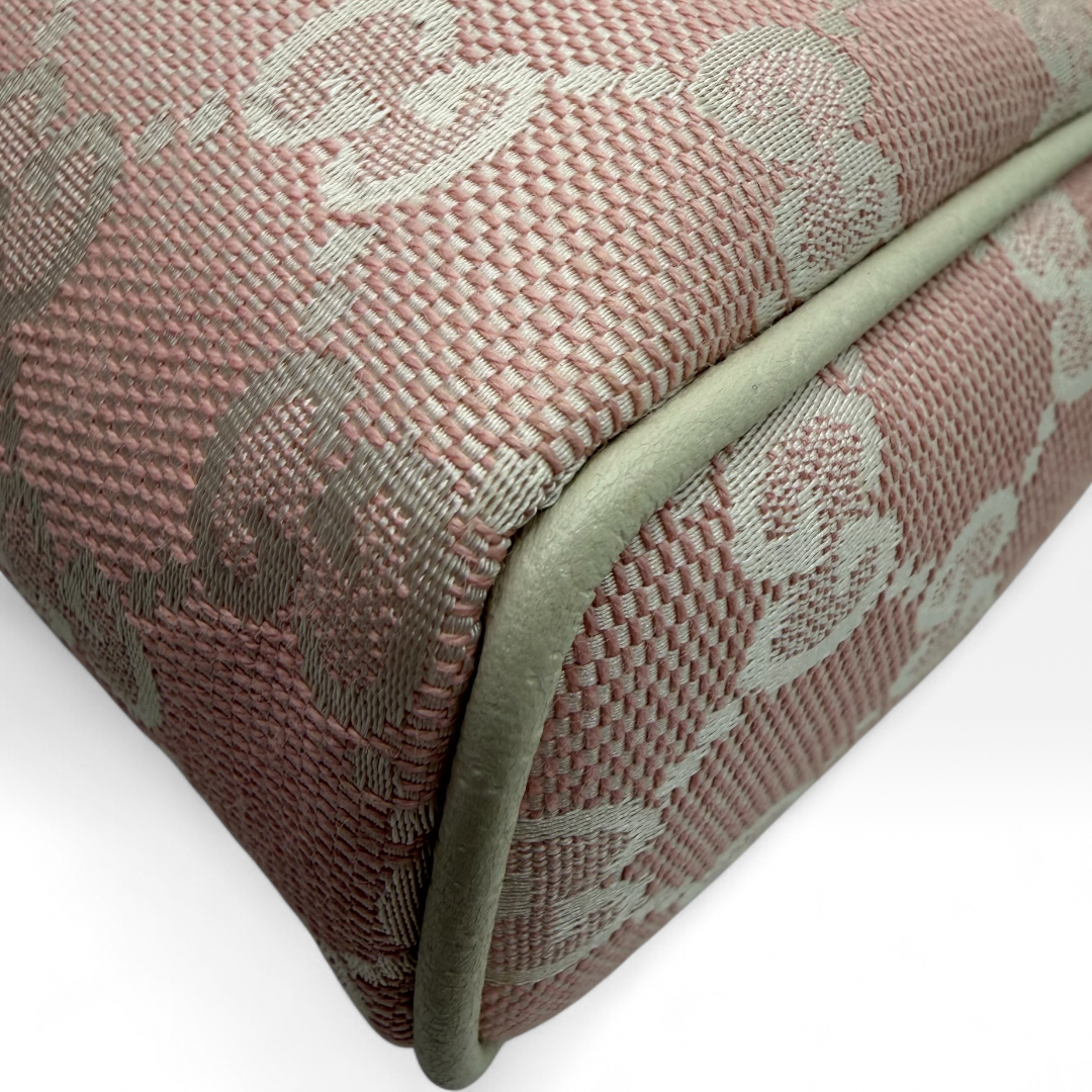 Pochette