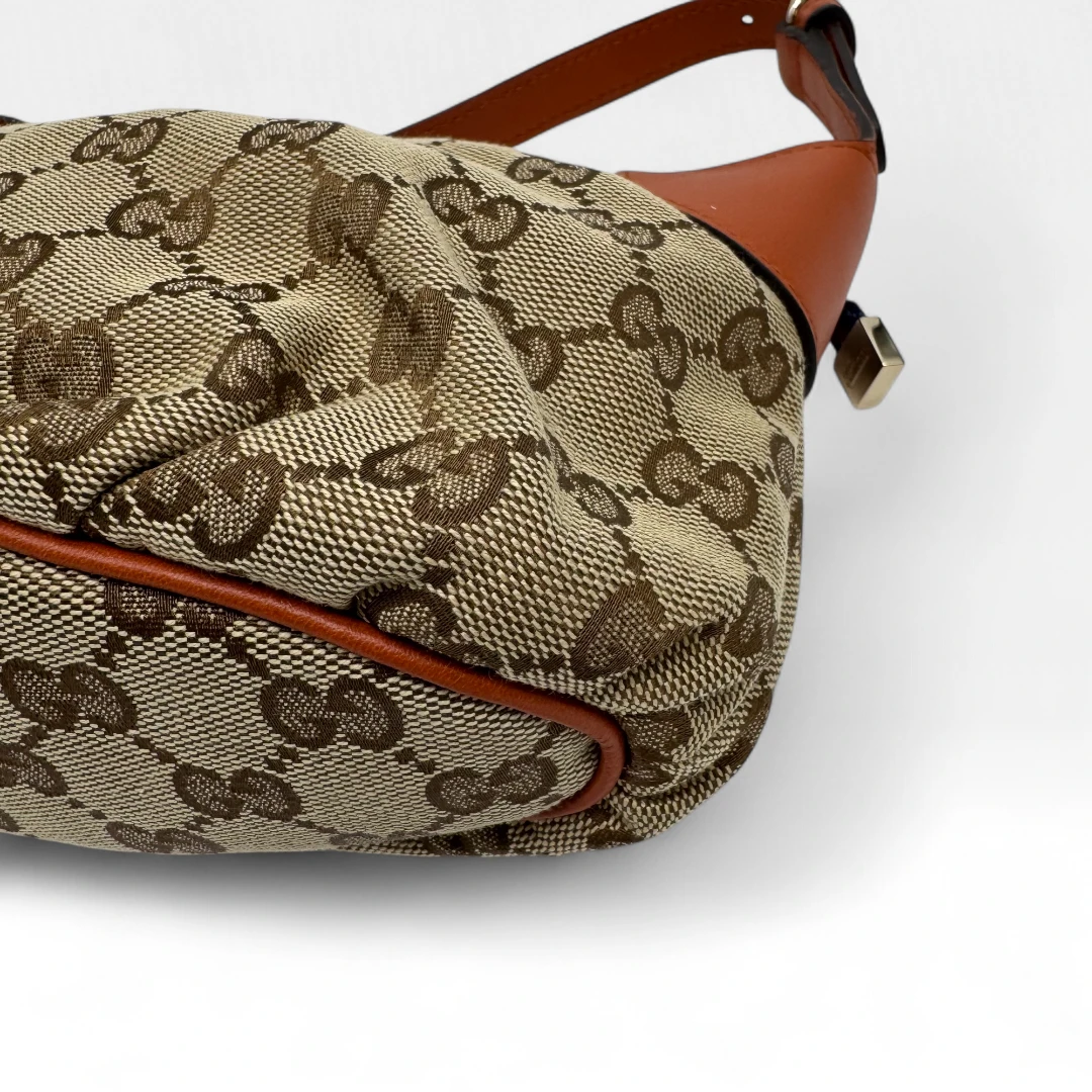 Gucci Pochette Sherry Line