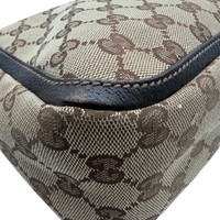 Gucci Schultertasche Abbey monogram beige – Ecken im Detail