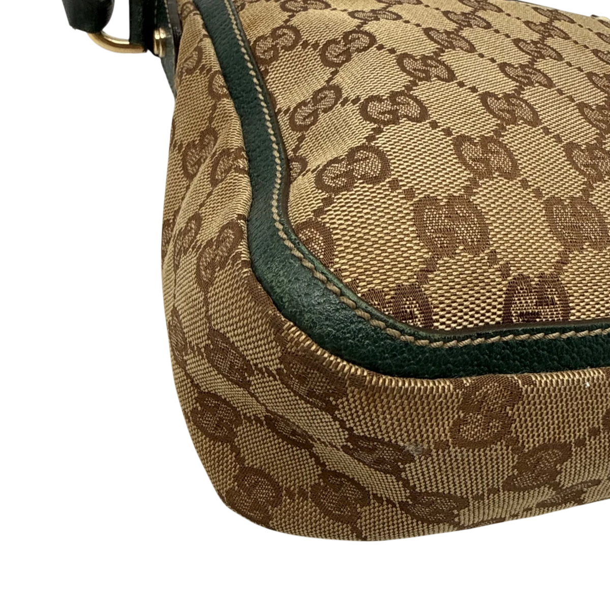 Gucci Schultertasche Abbey monogram beige – Ecken im Detail