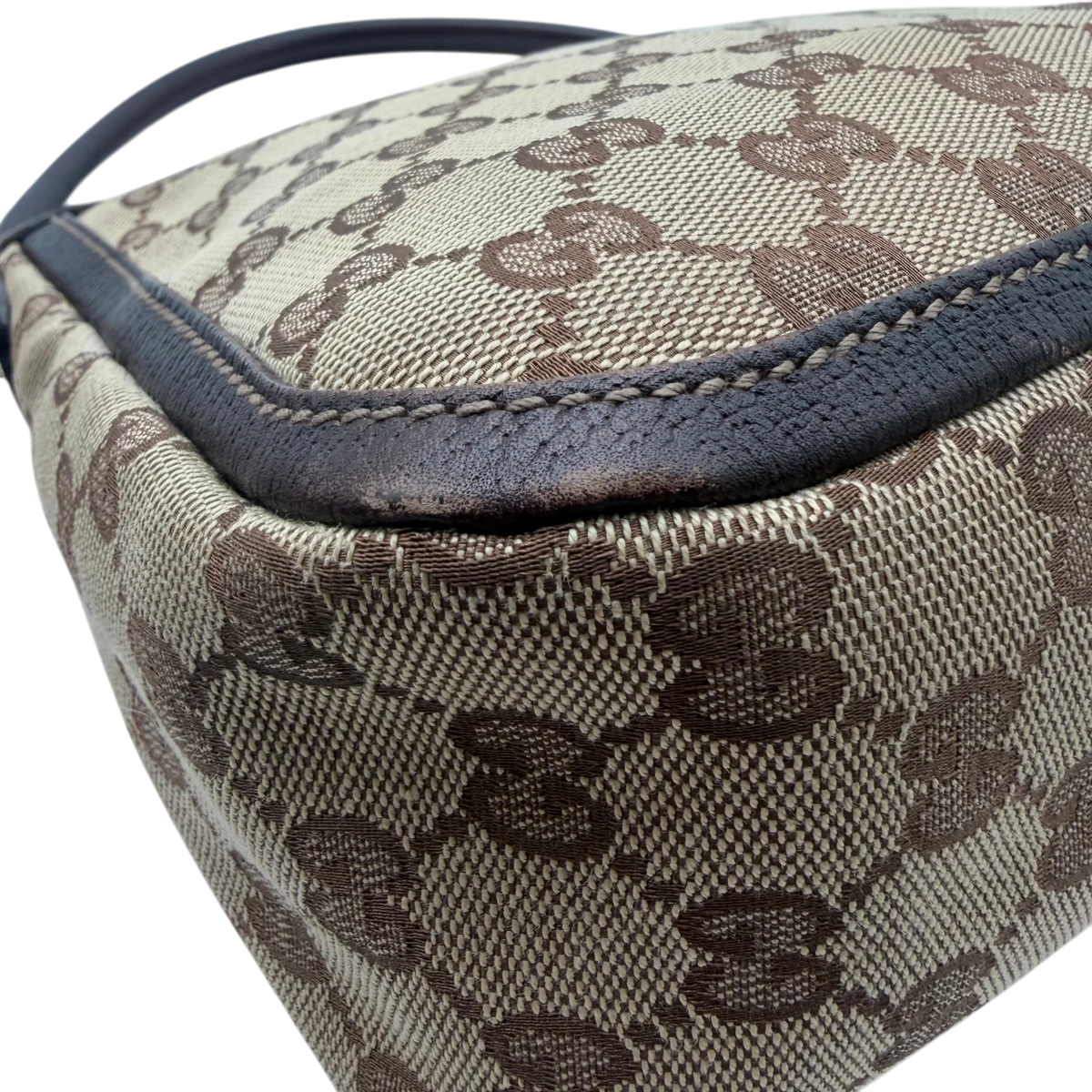 Gucci Schultertasche Abbey monogram beige – Ecken im Detail
