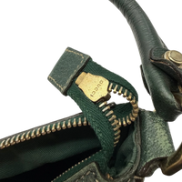 Gucci Schultertasche Abbey monogram beige – Prägung im Detail