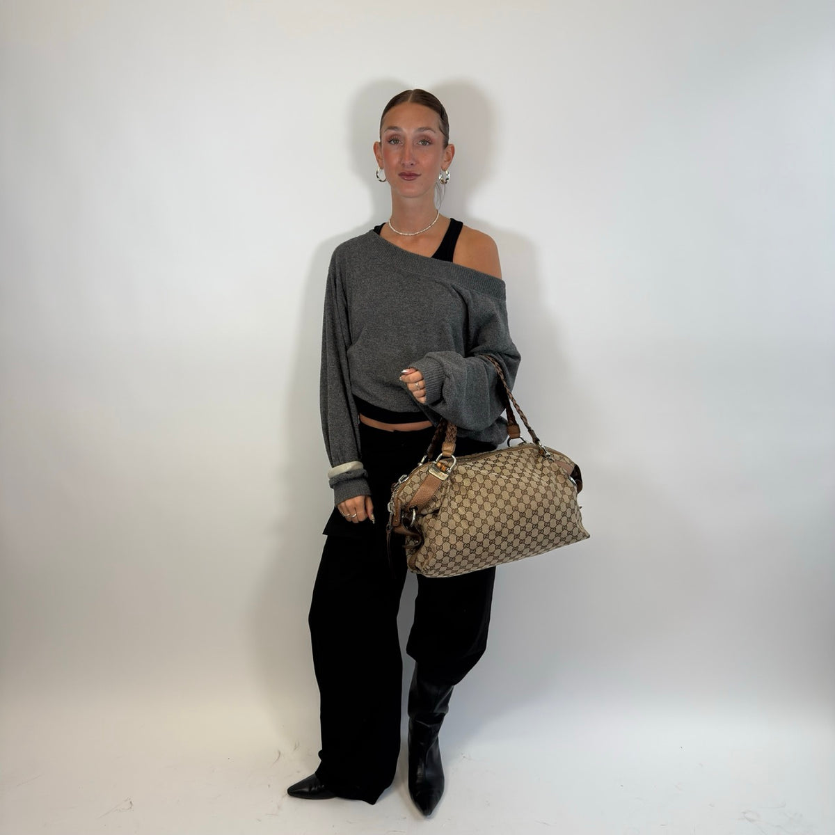 Gucci Schultertasche Bamboo Bar monogram beige