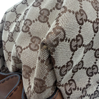 Gucci Schultertasche Bamboo Bar monogram beige
