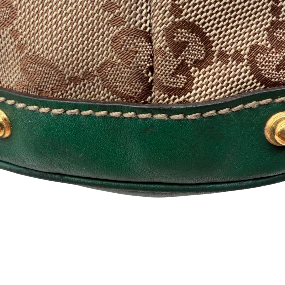 Gucci Schultertasche Biba Hobo monogram beige – Ecken im Detail
