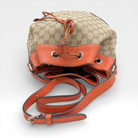 Schultertasche Bucket