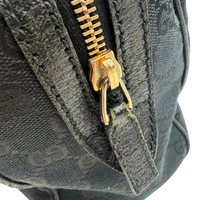 Gucci Schultertasche Charmy Boston monogram schwarz – Beschläge im Detail