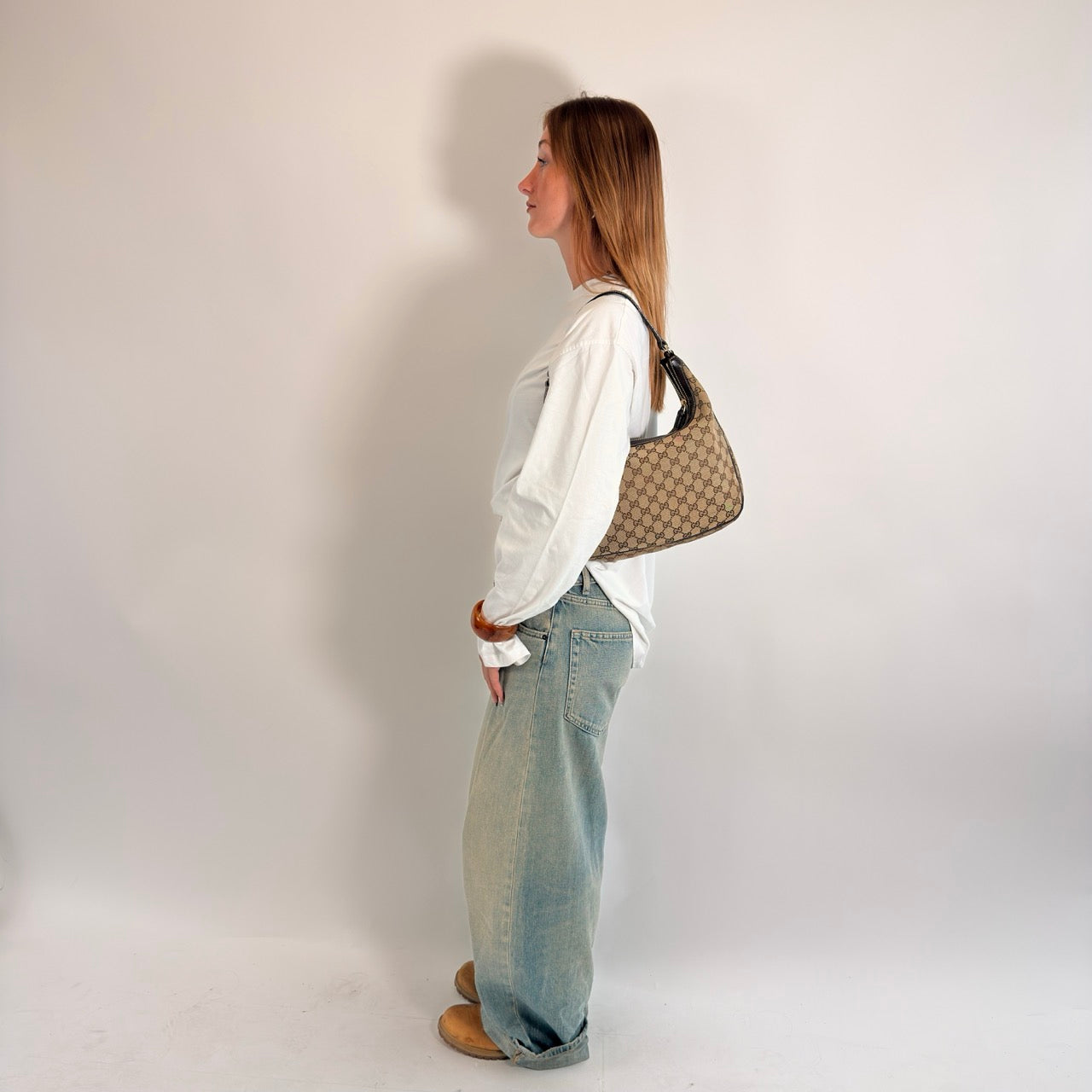 Gucci Schultertasche Charmy Eclipse Hobo monogram beige