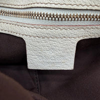 Gucci Schultertasche Charmy Mini Shopper monogram beige – Beschläge im Detail