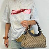 Gucci Schultertasche Charmy monogram beige