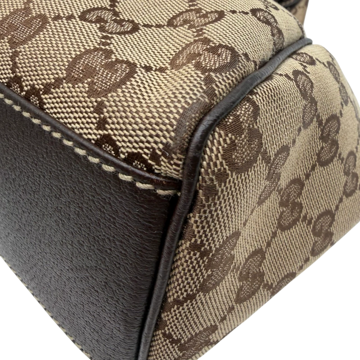 Gucci Schultertasche Charmy monogram beige