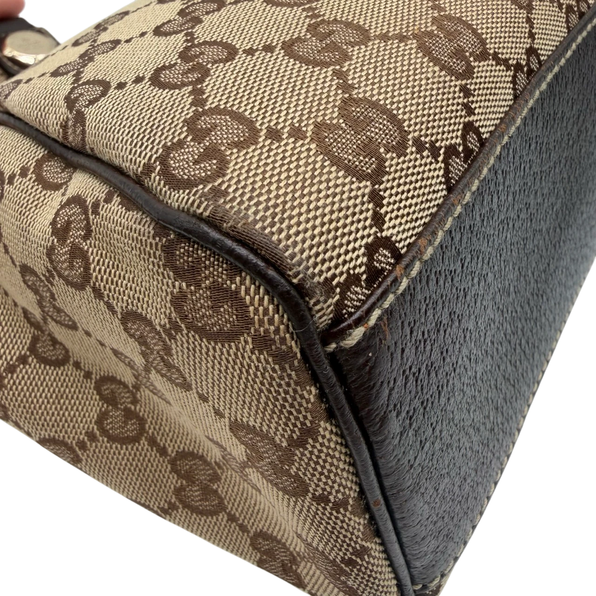Gucci Schultertasche Charmy monogram beige