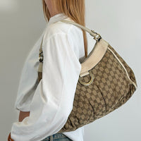 Gucci Schultertasche D-Ring large monogram beige
