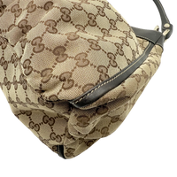 Borsa a tracolla con anello a D grande