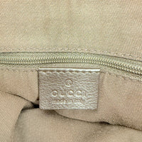 Borsa a tracolla con anello a D grande