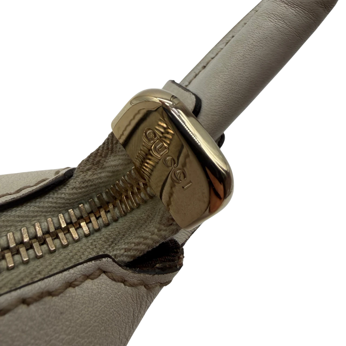 Gucci Schultertasche D-Ring monogram beige – Beschläge im Detail