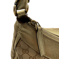 Gucci Schultertasche D-Ring monogram beige – Beschläge im Detail