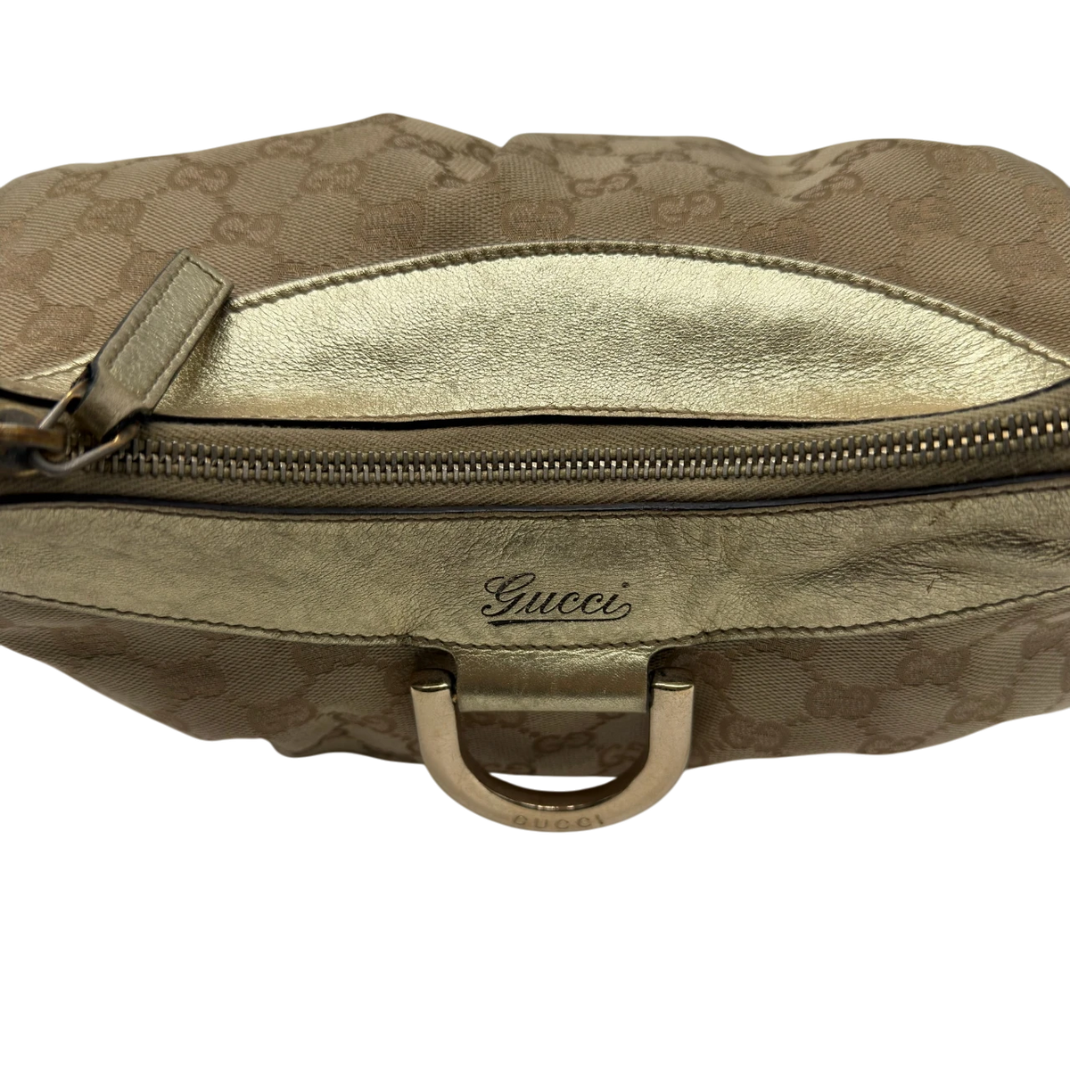 Gucci Schultertasche D-Ring monogram beige – Logo im Detail