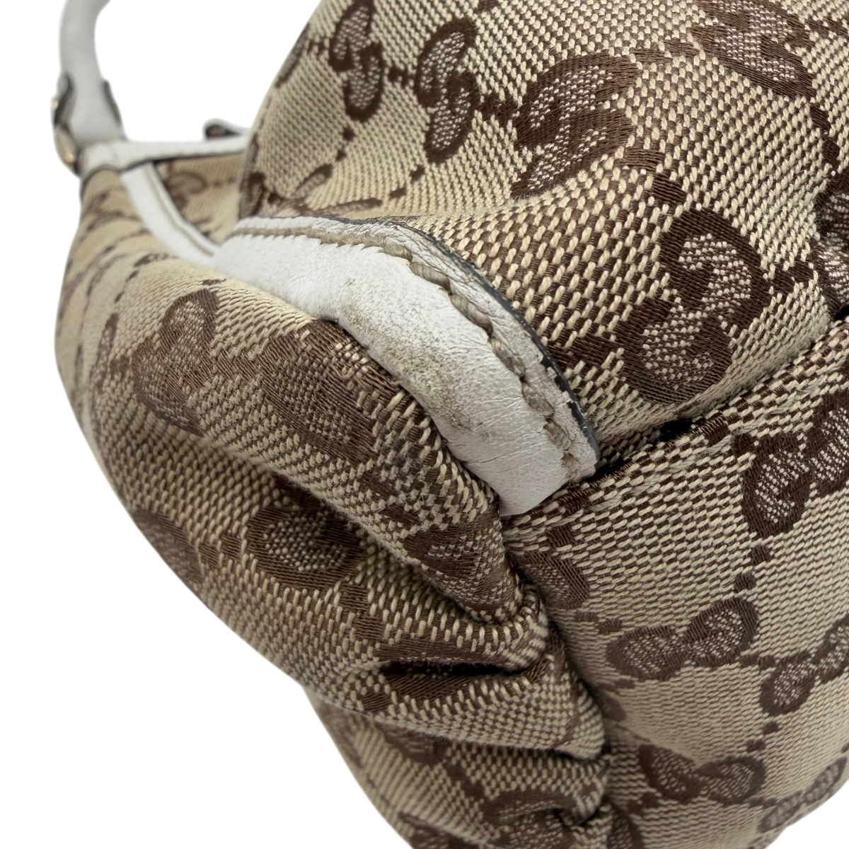 Gucci Schultertasche D-Ring monogram beige – Ecken im Detail