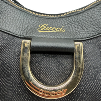 Gucci Schultertasche D-Ring monogram grau – Logo im Detail