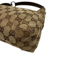 Gucci Schultertasche Hobo monogram beige – Ecken im Detail