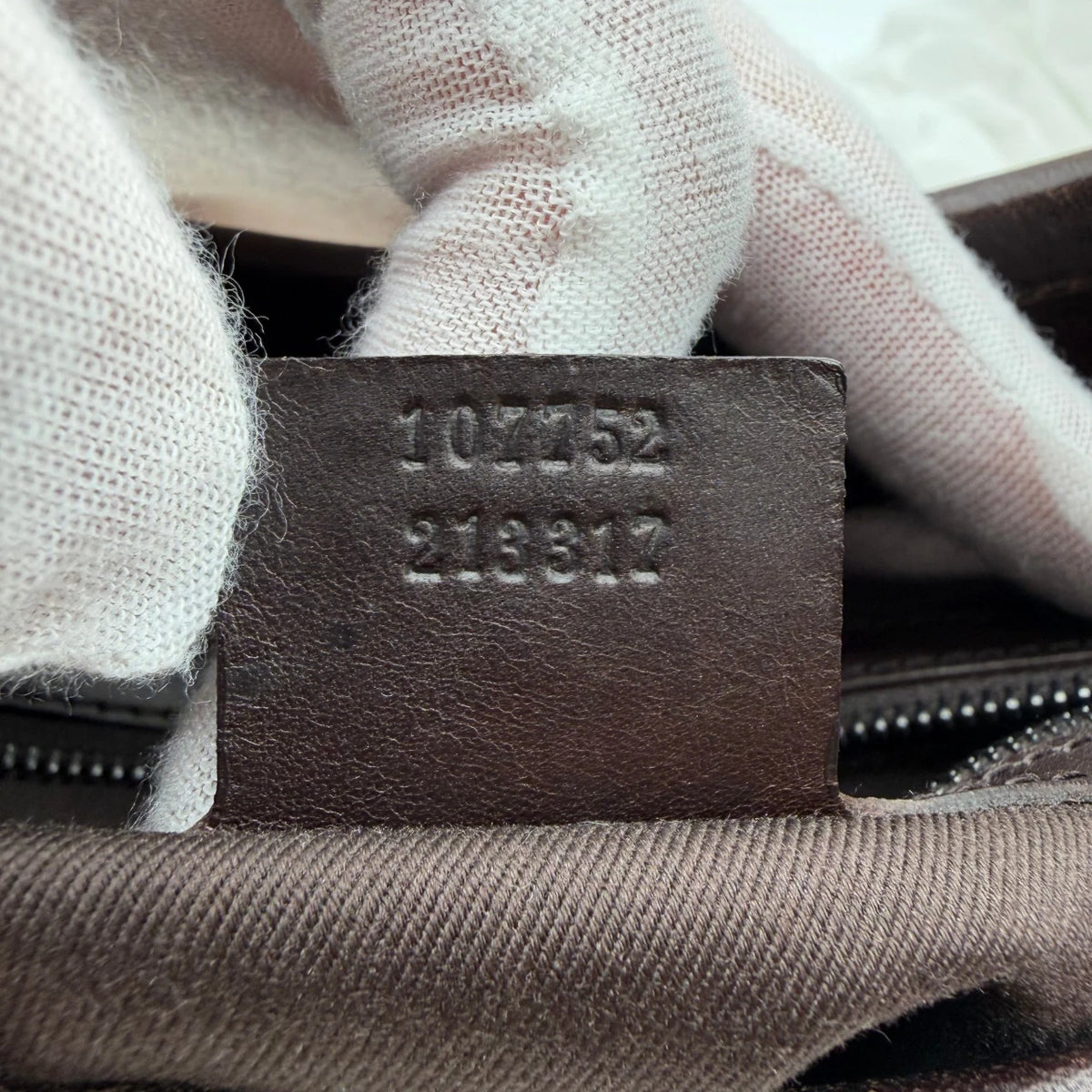 Gucci Schultertasche Hobo monogram beige