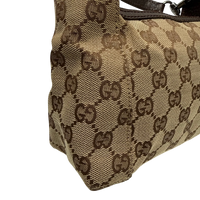 Gucci Schultertasche Hobo monogram beige – Ecken im Detail