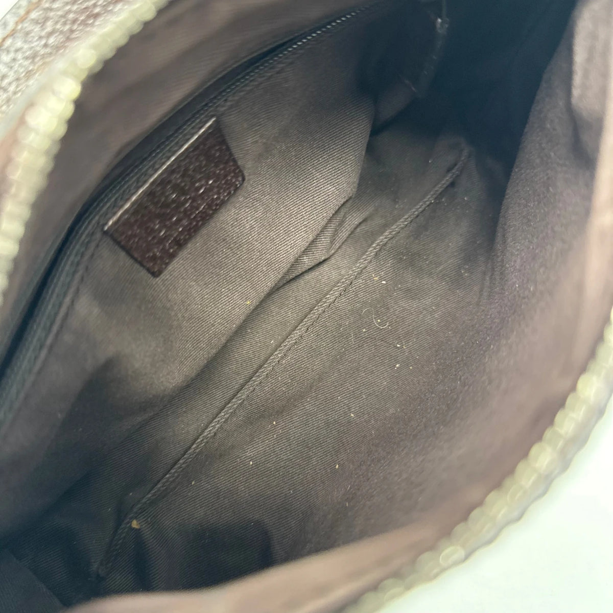 Gucci Schultertasche Hobo monogram beige – Innenansicht