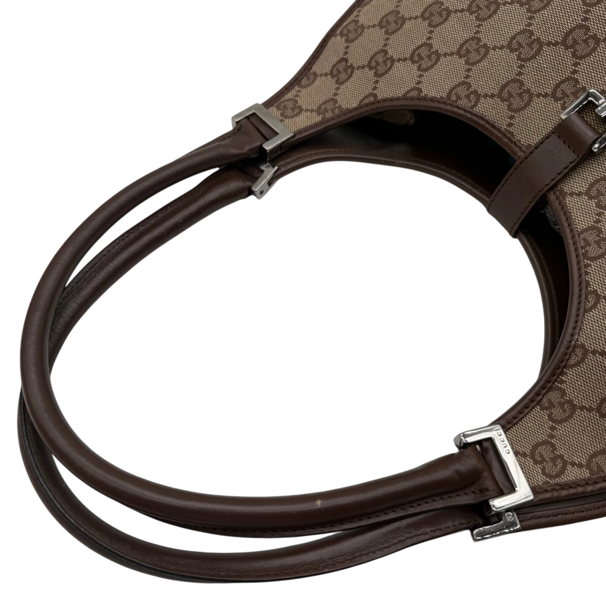 Gucci Schultertasche Jackie monogram beige – Schulterriemen im Detail