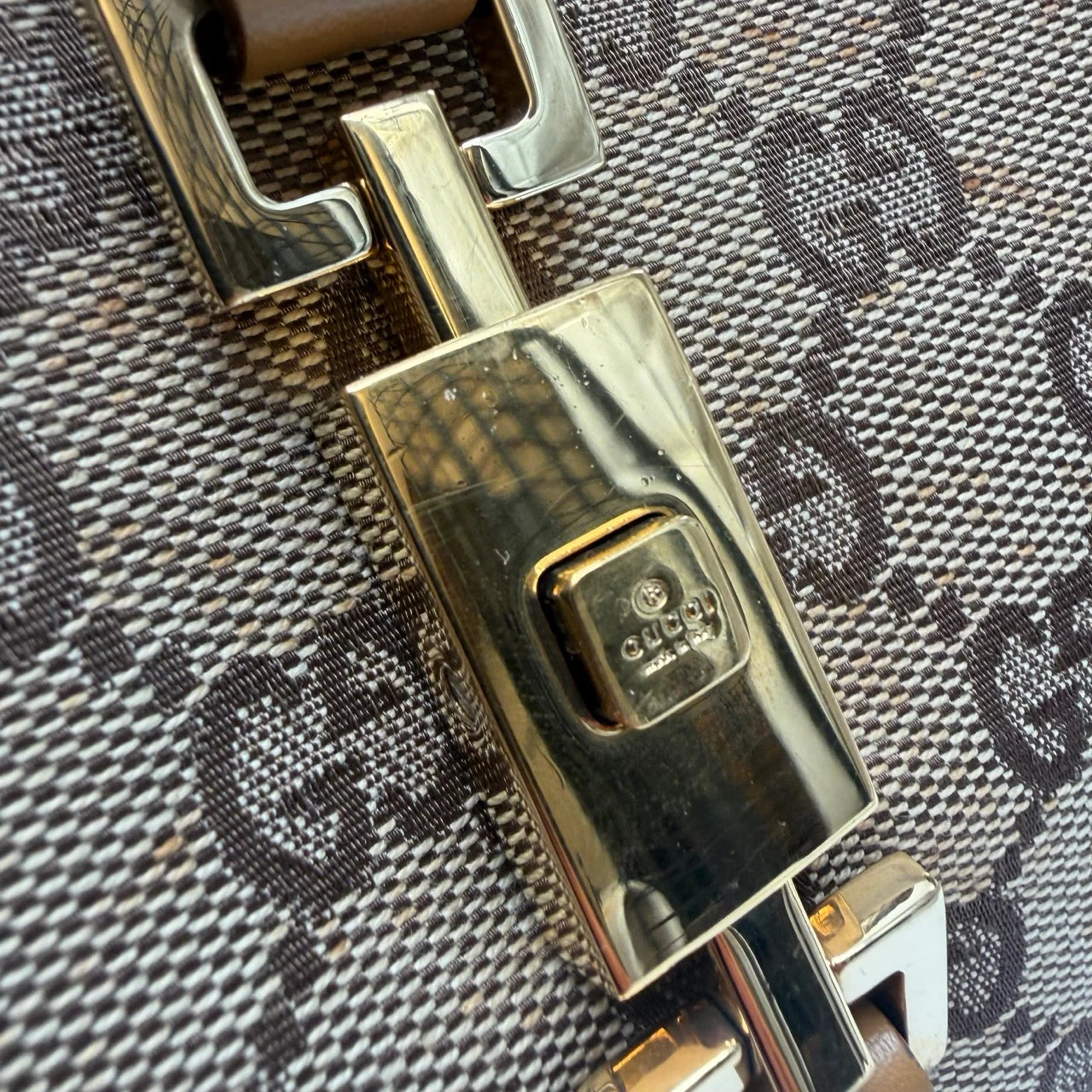 Gucci Schultertasche Jackie monogram beige