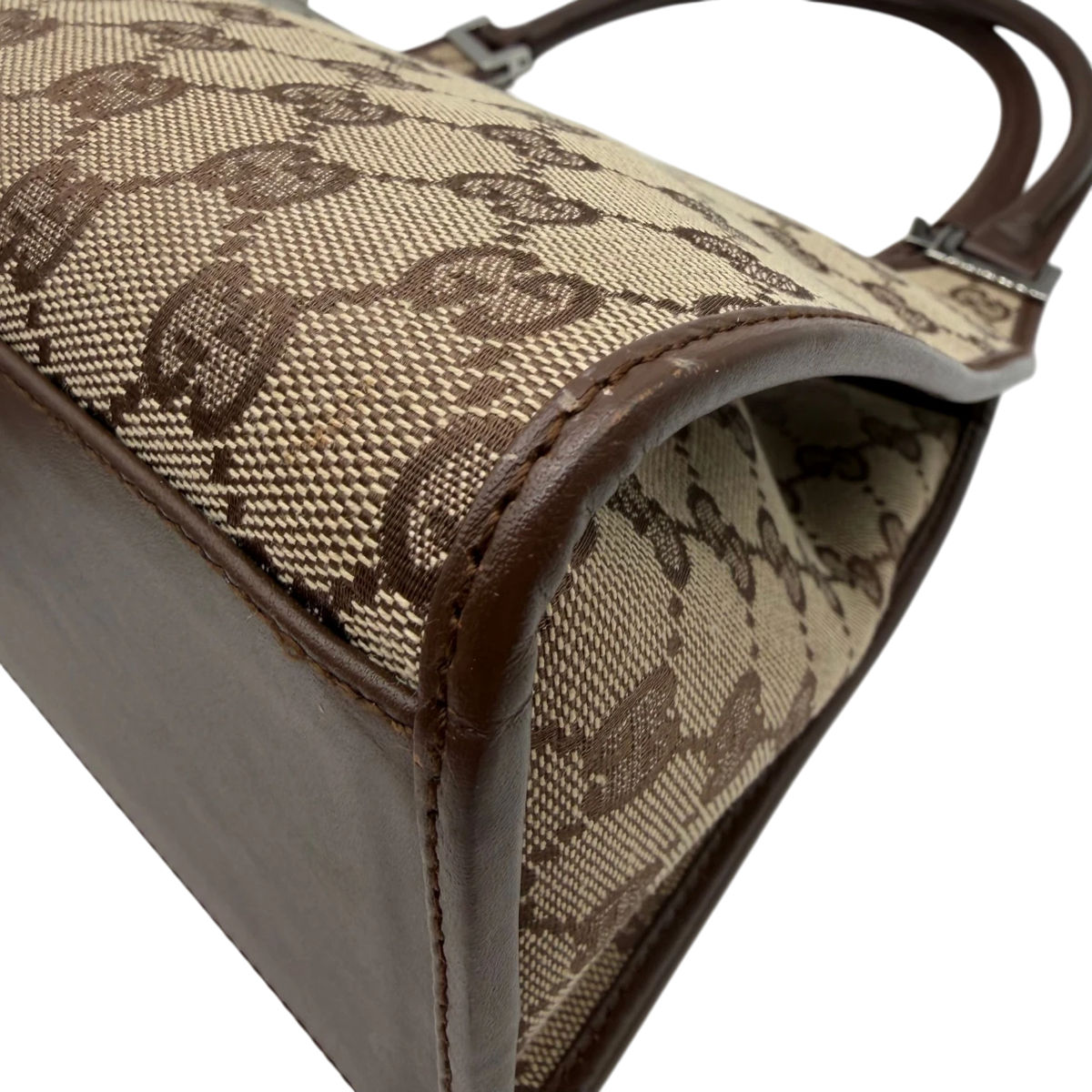 Gucci Schultertasche Jackie monogram beige – Ecken im Detail