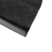 Gucci Schultertasche Jackie small monogram schwarz – Ecken im Detail