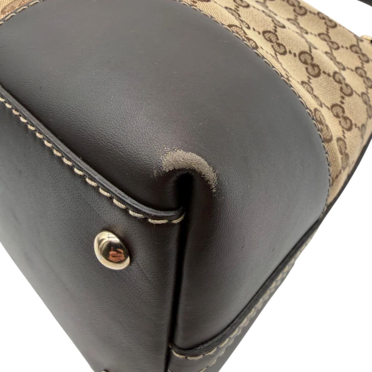 Gucci Schultertasche Lovely Hobo monogram beige – Gebrauchsspuren: abgeriebene Ecke