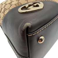 Gucci Schultertasche Lovely Hobo monogram beige – Gebrauchsspuren: abgeriebene Ecke