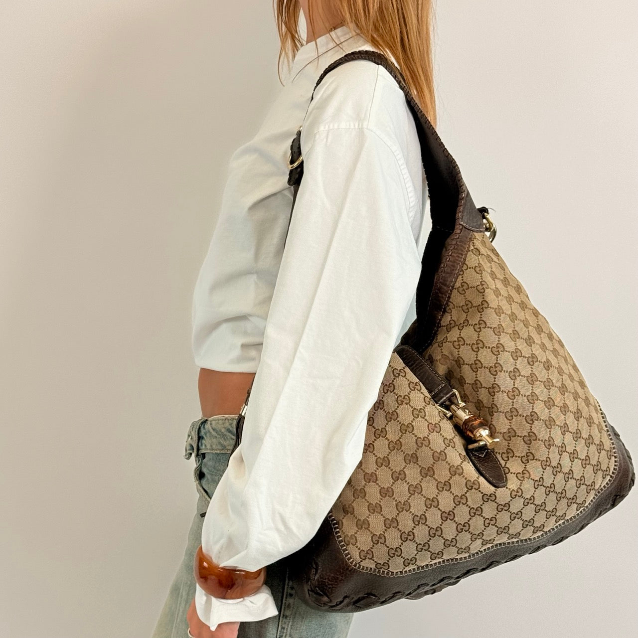 Gucci Schultertasche New Jackie Tassel Bamboo monogram beige
