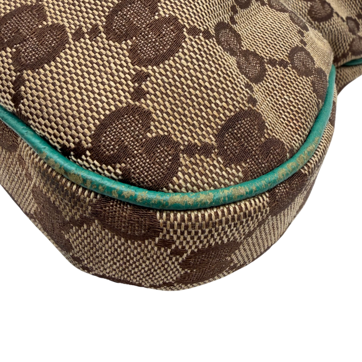 Gucci Schultertasche New Jackie monogram beige – Gebrauchsspuren: abgeriebene Paspel