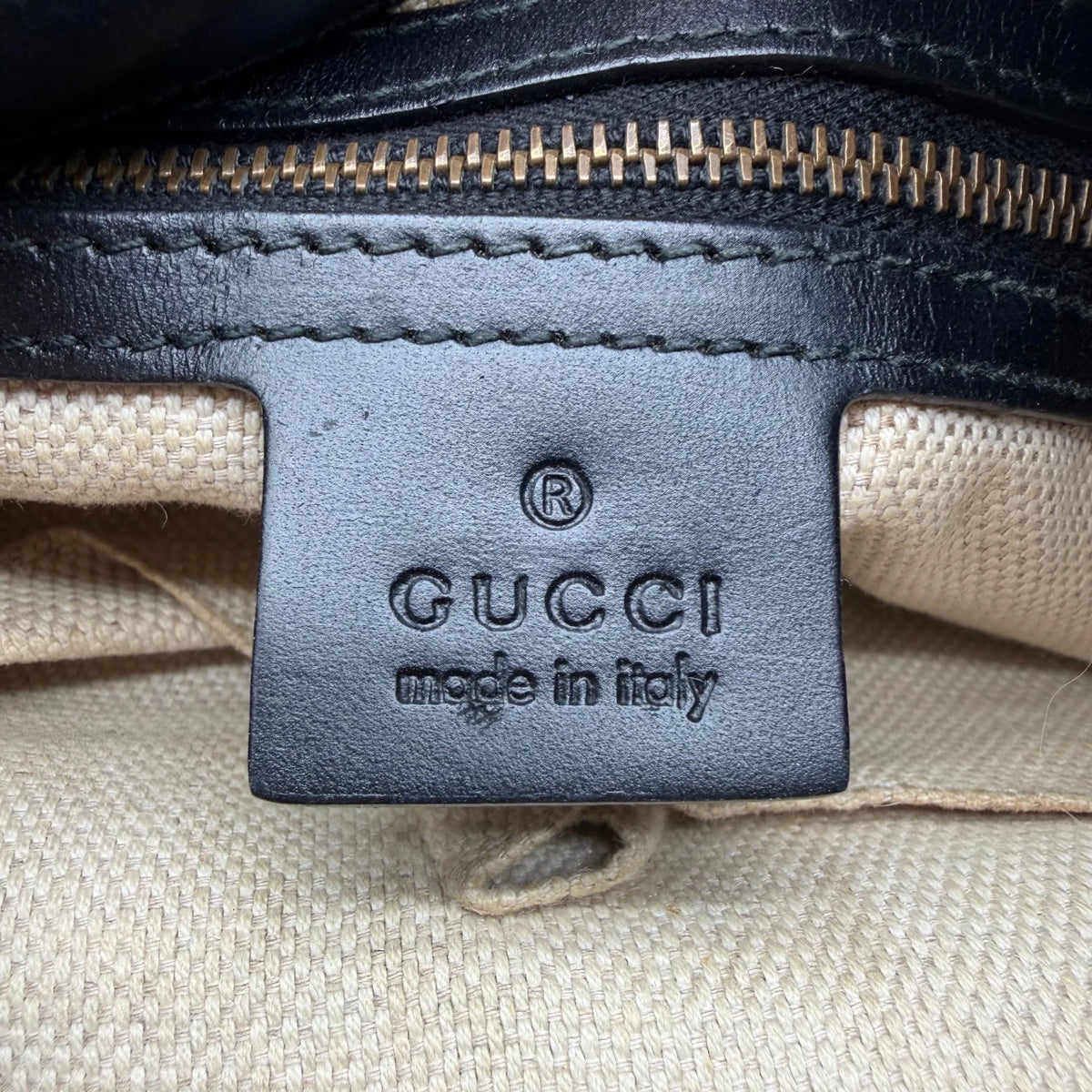 Gucci Schultertasche Patti Hobo monogram beige