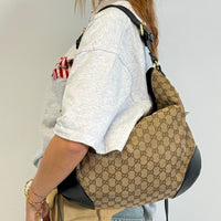 Gucci Schultertasche Patti Hobo monogram beige