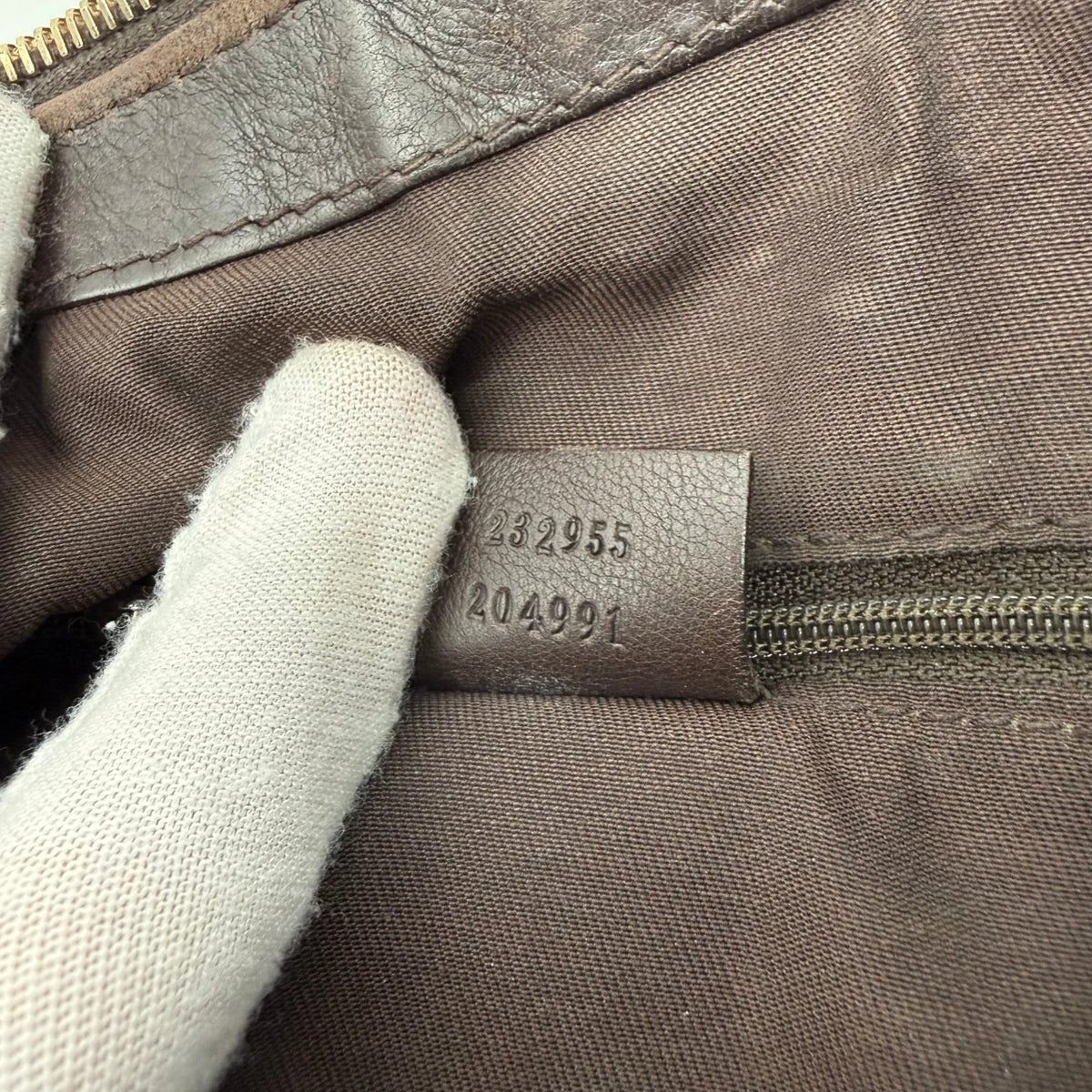 Gucci Schultertasche Sukey One monogram beige