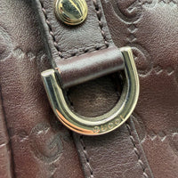 Gucci Shopper Abbey monogram aus Leder dunkelbraun – Prägung im Detail