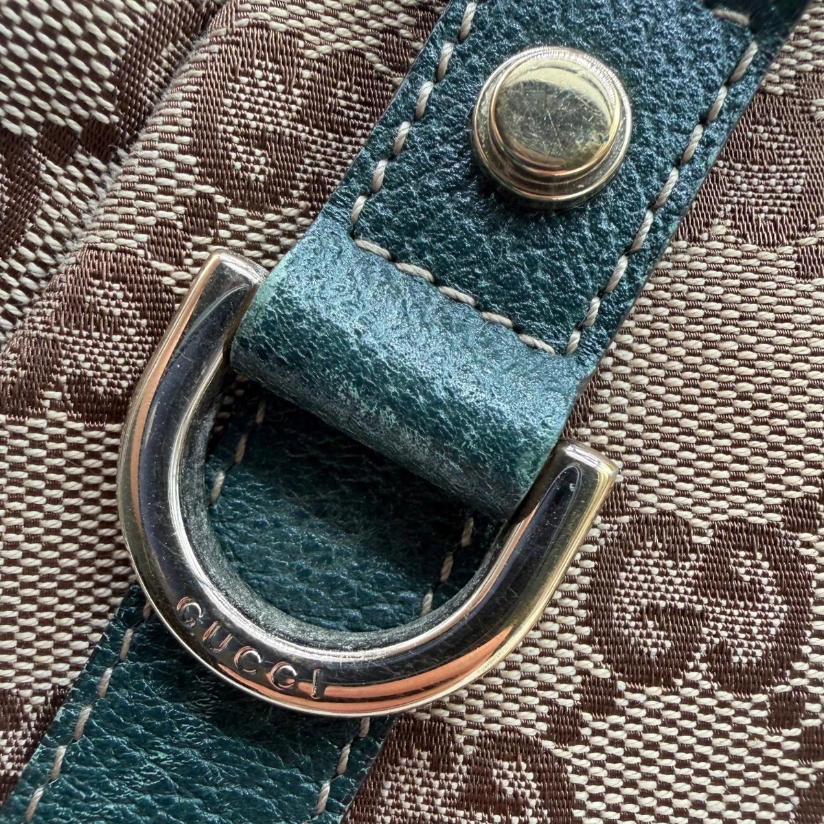 Gucci Shopper Abbey monogram beige – Beschläge im Detail