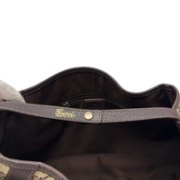 Gucci Shopper Abbey monogram beige – Prägung im Detail