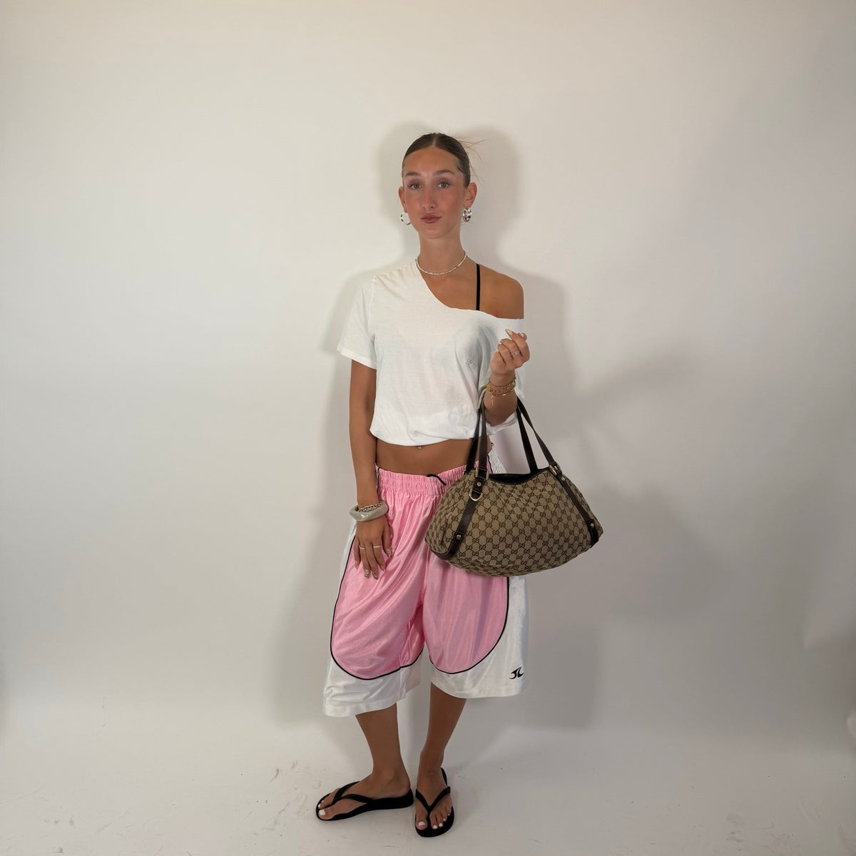 Gucci Shopper Abbey monogram beige – getragen am Model
