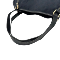 Gucci Shopper Abbey monogram dunkelblau – Schulterriemen im Detail