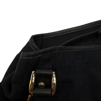 Gucci Shopper Abbey monogram dunkelblau – Beschläge im Detail