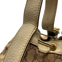 Gucci Shopper Peggy large monogram beige – Schulterriemen im Detail