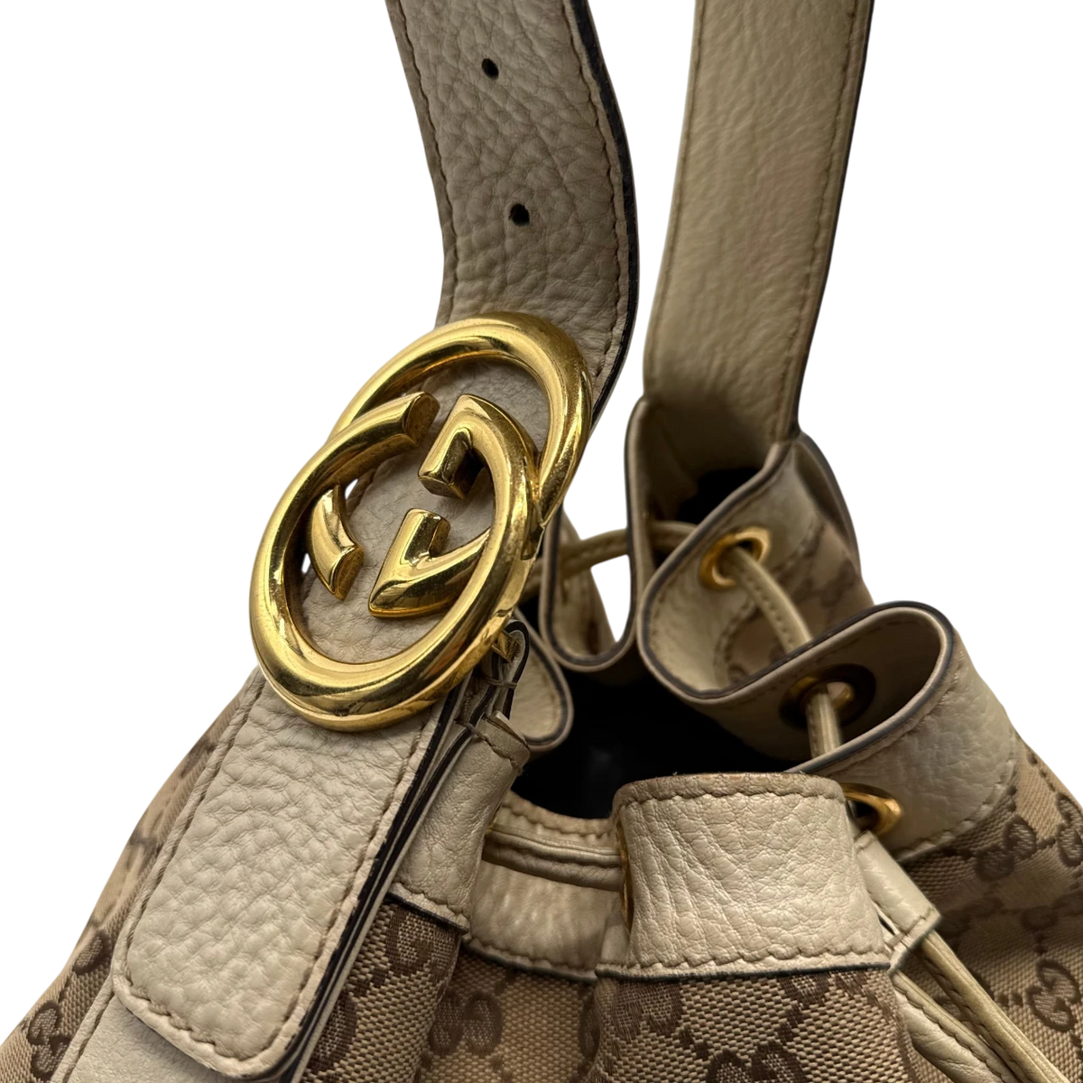 Gucci Shopper Peggy large monogram beige – Logo im Detail