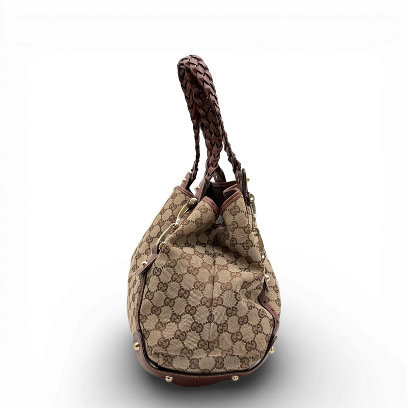 Shopper Pelham
